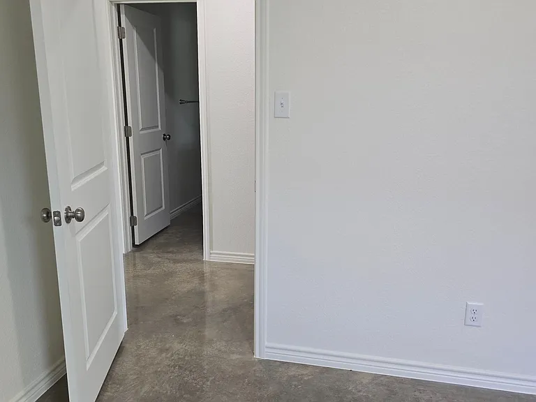 1278 Lehmann Dr — Photo 6