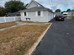 69 Lake St, Patchogue, NY 11772