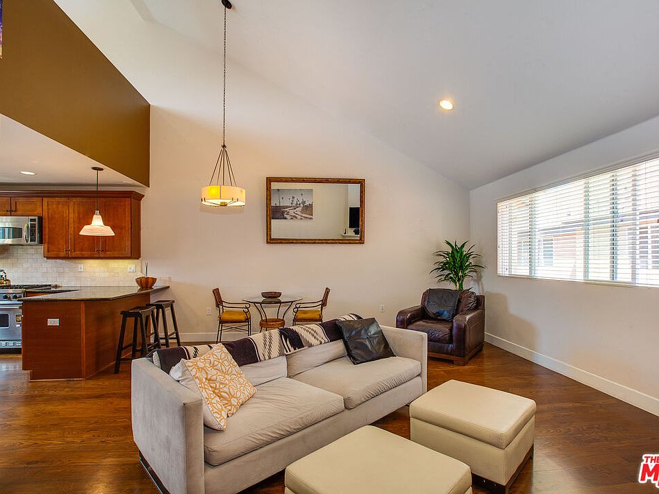 1st image of 3965 Moore St APT 103