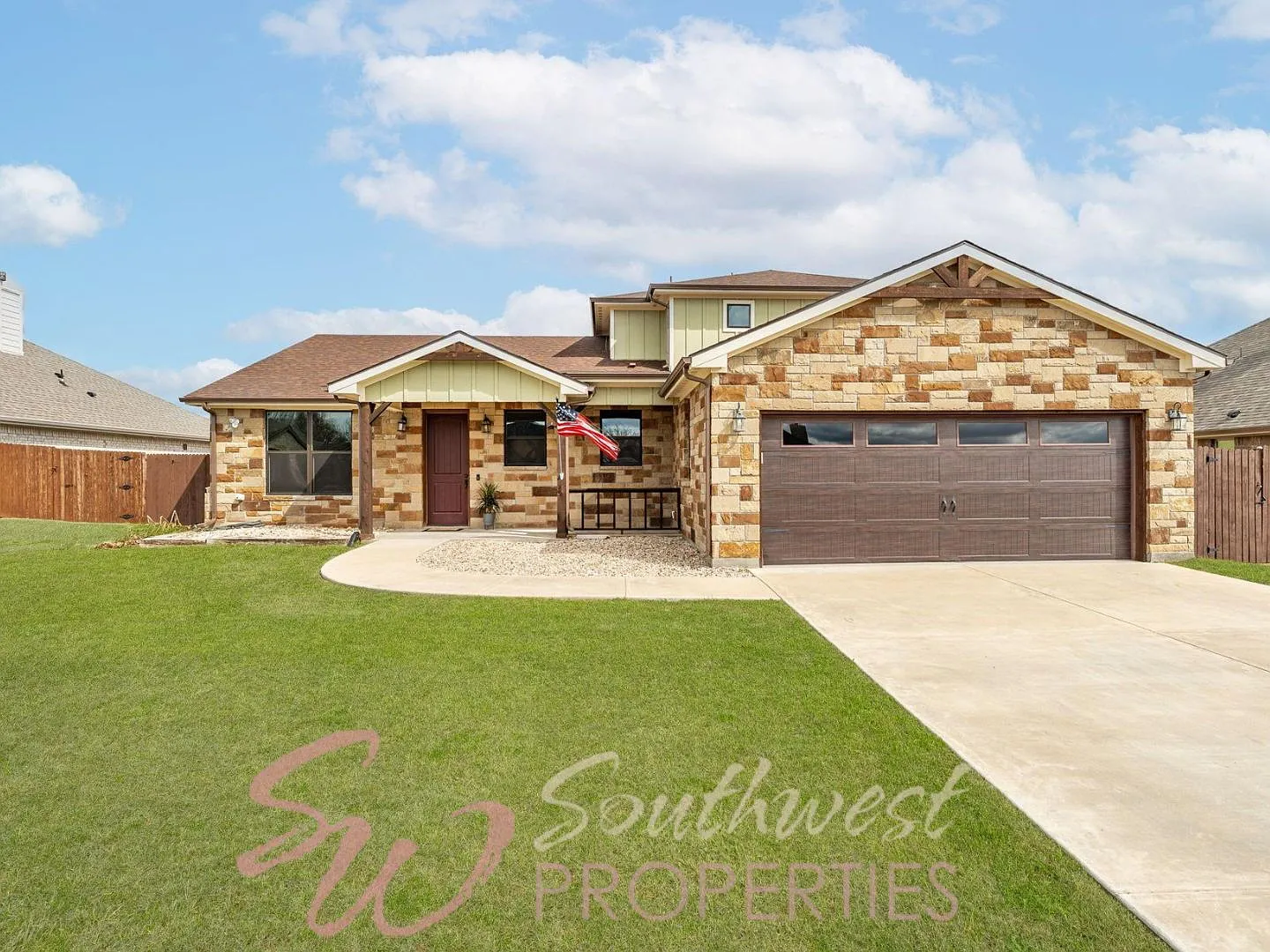 5 bed, 3.5 bath, 2803 sqft, $3,000 — Photo 3