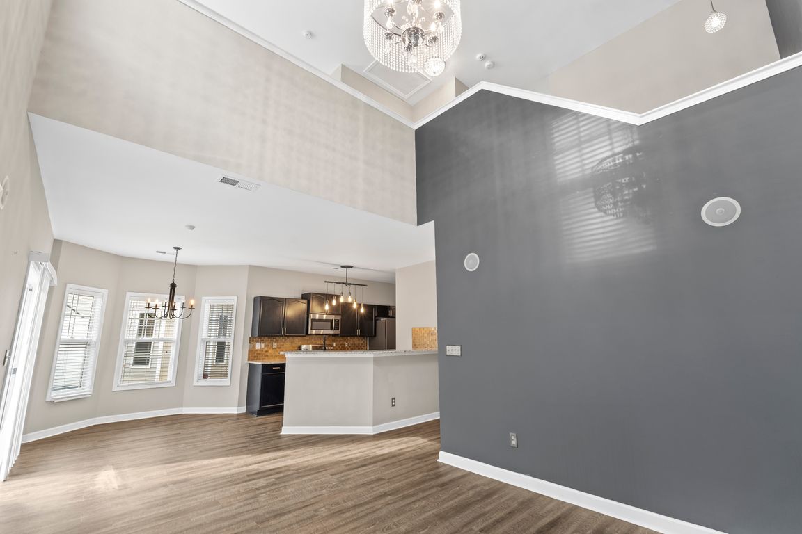 next background image