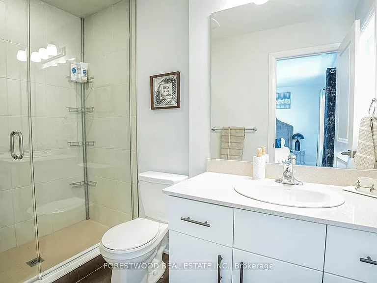 53 Humberstone Dr — Photo 34
