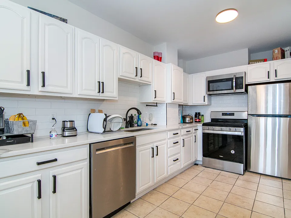 448 Park Dr #1X