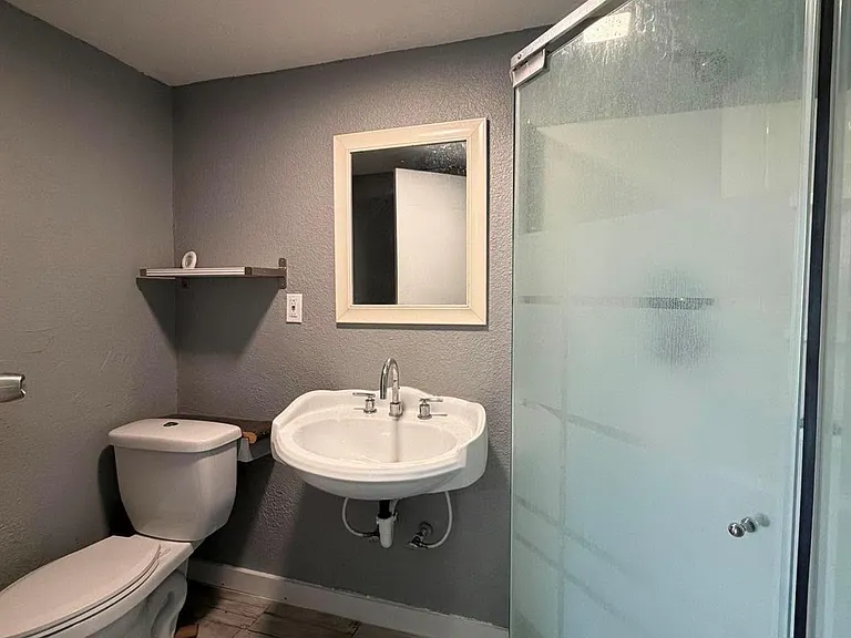 407 Bayshore Dr — Photo 23