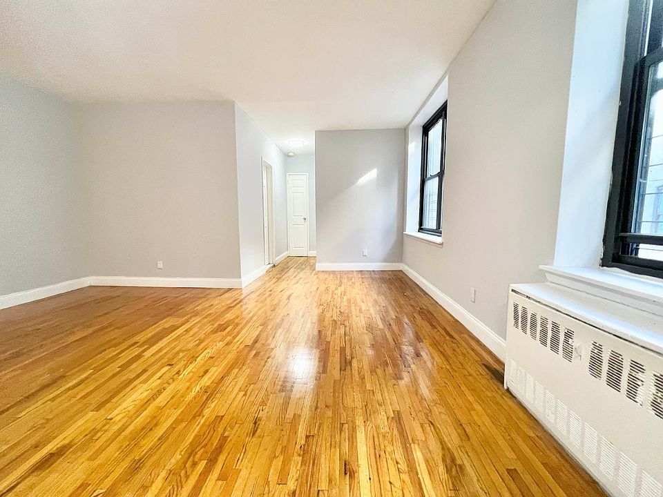 2nd image of 1517 White Plains Rd #2C