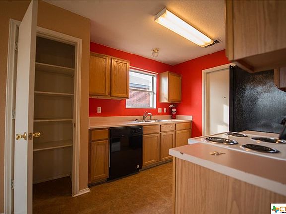 3rd image of 4406 Waterside Dr