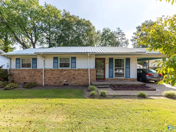 2711 Biscayne St SW, Huntsville, AL 35805