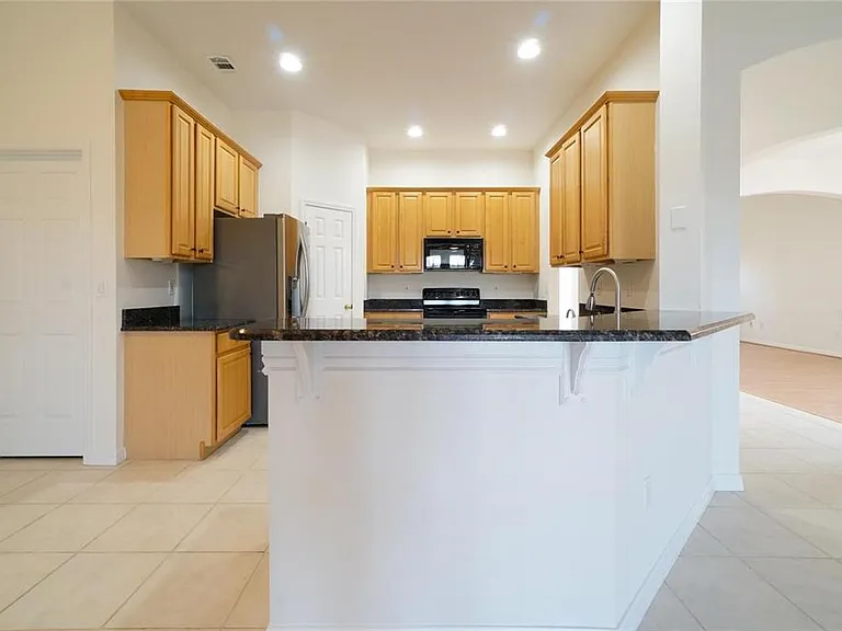 974 Kersfield Cir — Photo 13