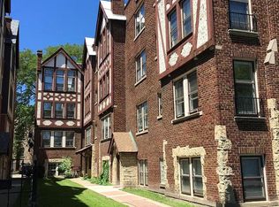 6442 N Troy St APT 3E, Chicago, IL 60645