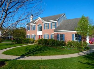 3 Echo Bridge Rd, Franklin, MA 02038