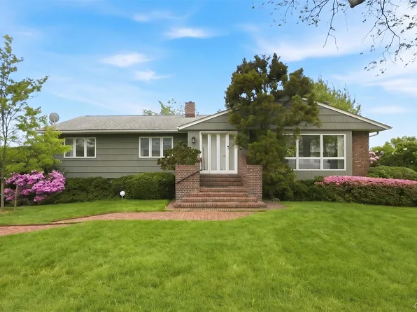 55 Hampton Oval, New Rochelle, NY 10805
