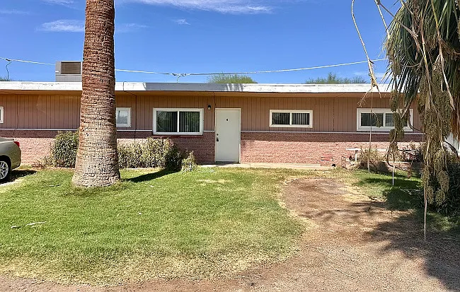 1144 S Palm Ave #4