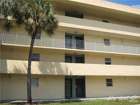 1st image of 706 NW 87th Ave APT 305