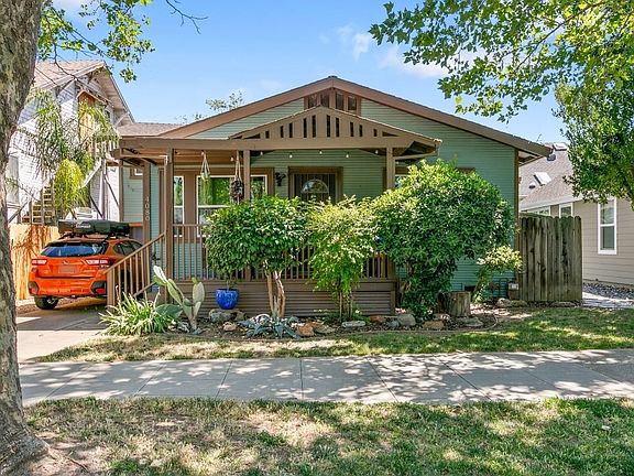 2nd image of 4080 2nd Ave
