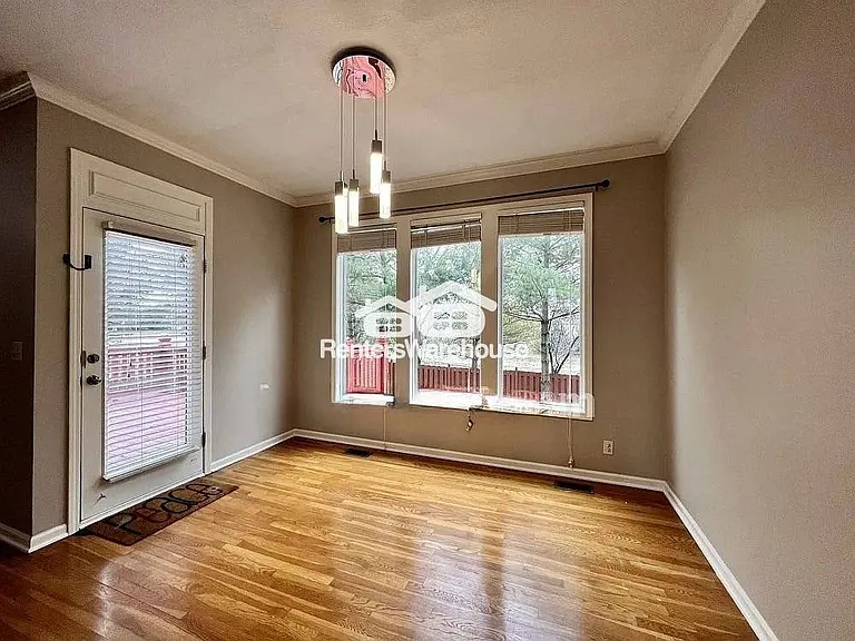 15861 Linden St — Photo 16
