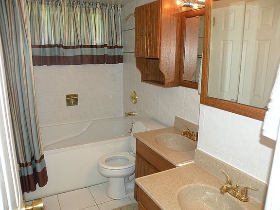 5th image of 8700 W 170th St