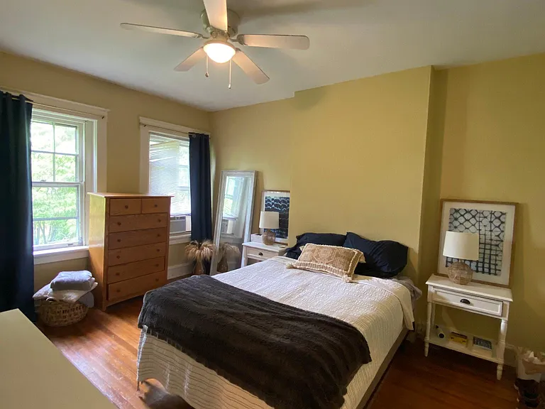 3123 W Franklin St — Photo 13