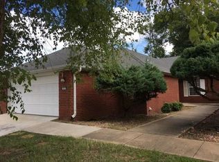901 E Mimosa Pl, Rogers, AR 72756