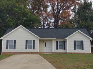 1112 Raleigh Ct, High Point, NC 27262