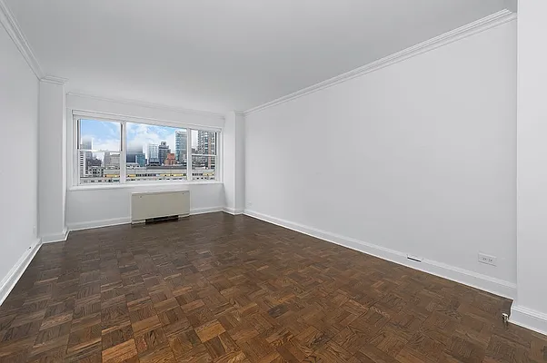 Living room, photo 1