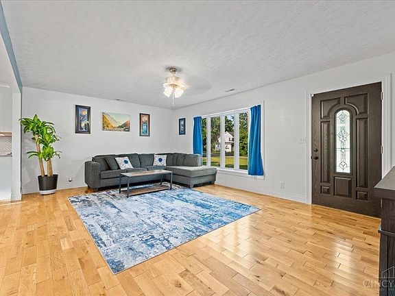 5th image of 3071 S Bantam Rd