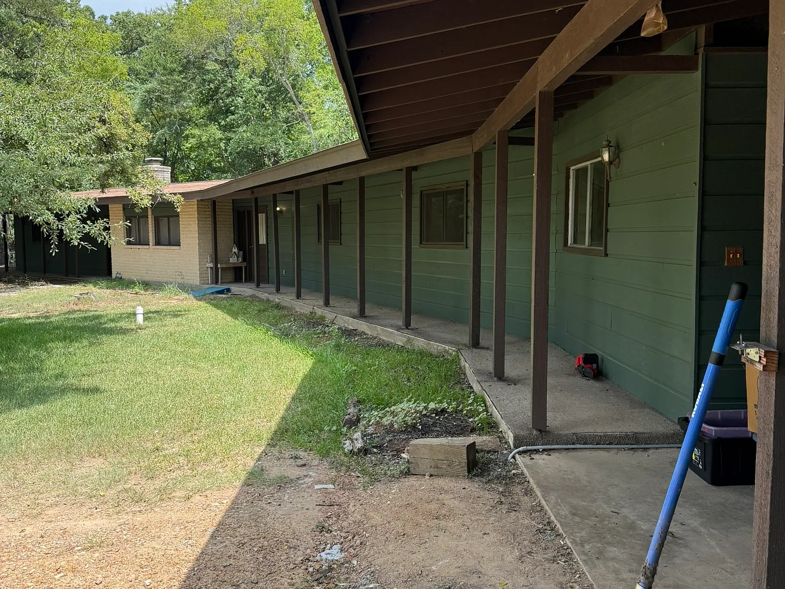 3 bed, 1924 sqft, $2,250 — Photo 3