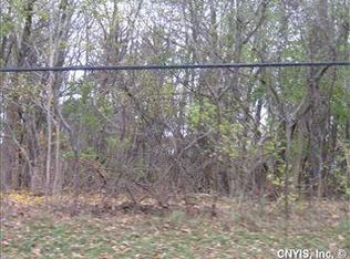 217 Whedon Rd, Syracuse, NY 13219