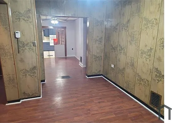 2 bed, 1300 sqft, $1,995 — Photo 3