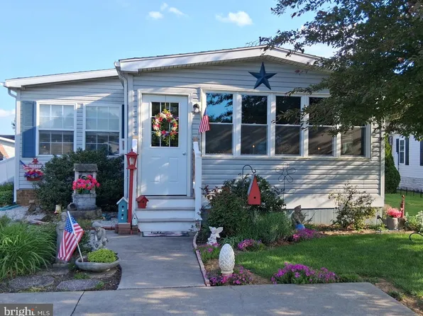 188 W Cedar St, Palmyra, PA 17078