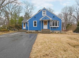 4 Turner Rd, Oxford, MA 01540