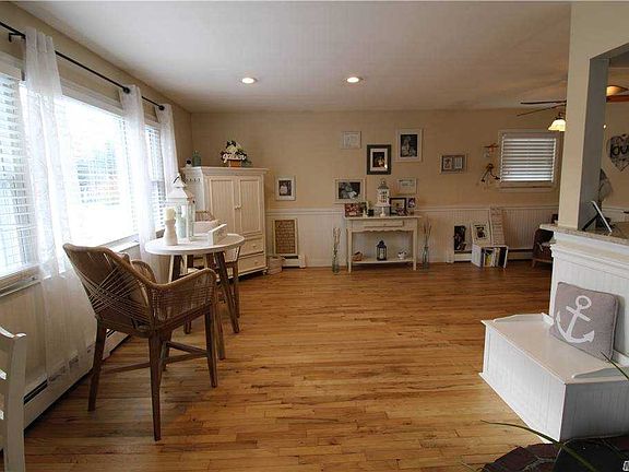 4th image of 17 Wellwood Dr