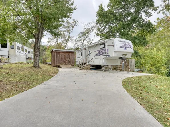 88 Choestoe Valley Cir, Blairsville, GA 30512
