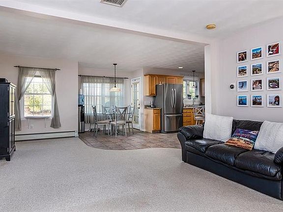 4th image of 83 Petal Ln