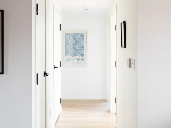 Shortstack Belmont, 2785 SE Belmont St #109, Portland, OR 97214