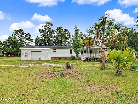 2nd image of 3201 Oakley Circle