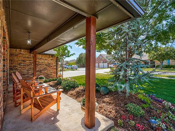5th image of 16404 Old Elm Ln