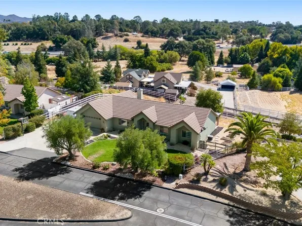 155 Eagle Creek Ct, Atascadero, CA 93422