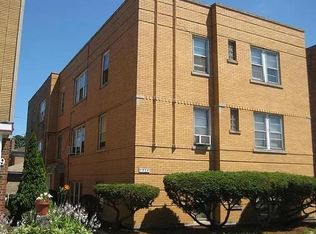 1933 S Oak Park Ave #2R, Berwyn, IL 60402