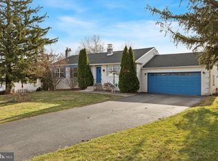 603 Donna Dr, East Norriton, PA 19403