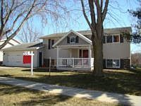 2nd image of 800 36th St SW