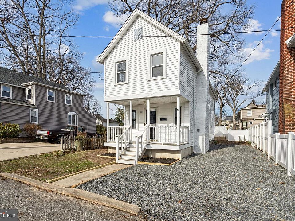 1st image of 457 Wesley Ave