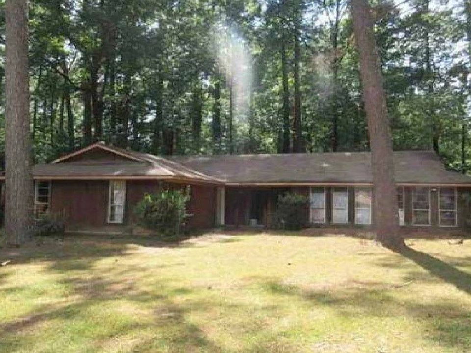 4th image of 244 Fox Meadows Rd