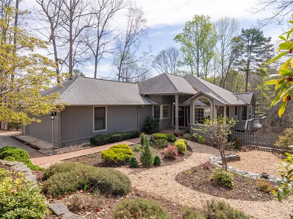 20 Calm Sea Dr, Salem, SC 29676