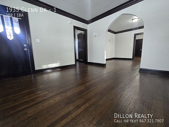 3rd image of 1935 Glenn Dr #1