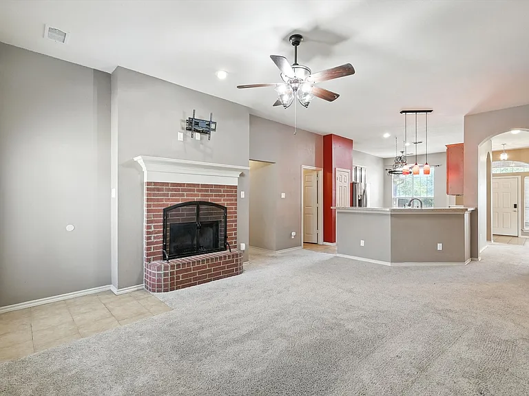 6012 Parkplace Dr — Photo 7