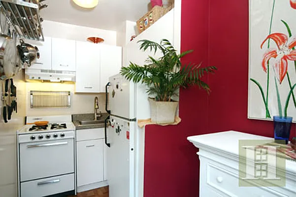 Sold by Halstead Real Estate | media 13