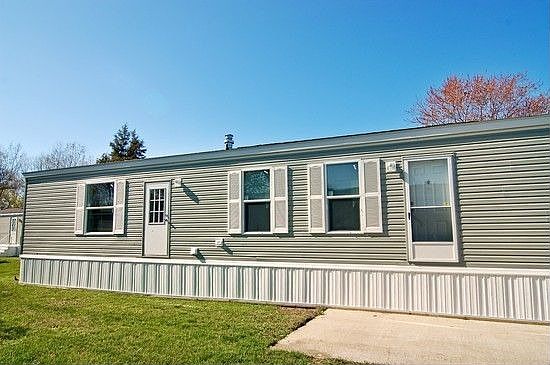 7300E10thAve_viewer_57