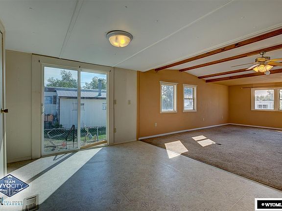 5th image of 2440 Prairie Ln