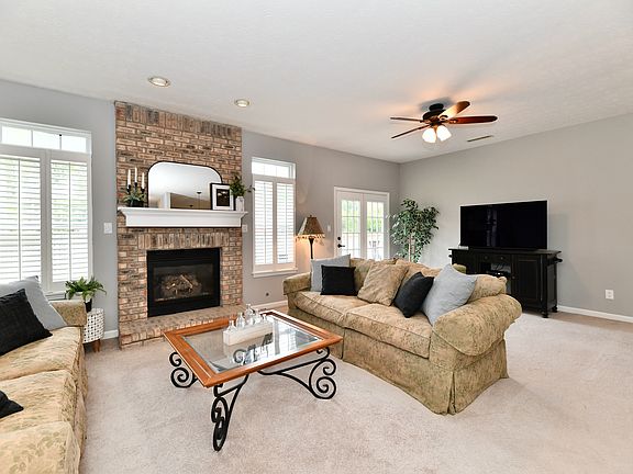 2nd image of 8822 Mallard Green Dr