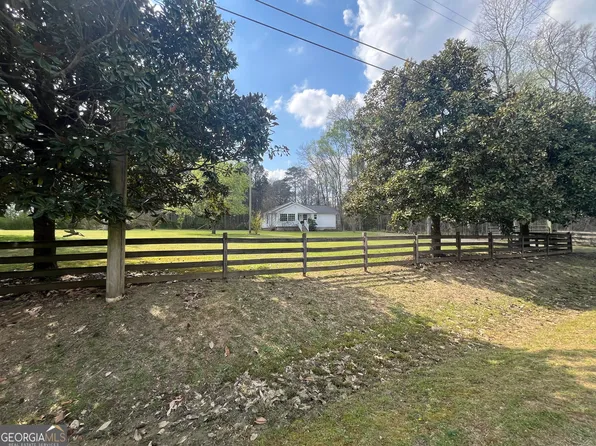 1725 Floyd Springs Rd NE, Armuchee, GA 30105
